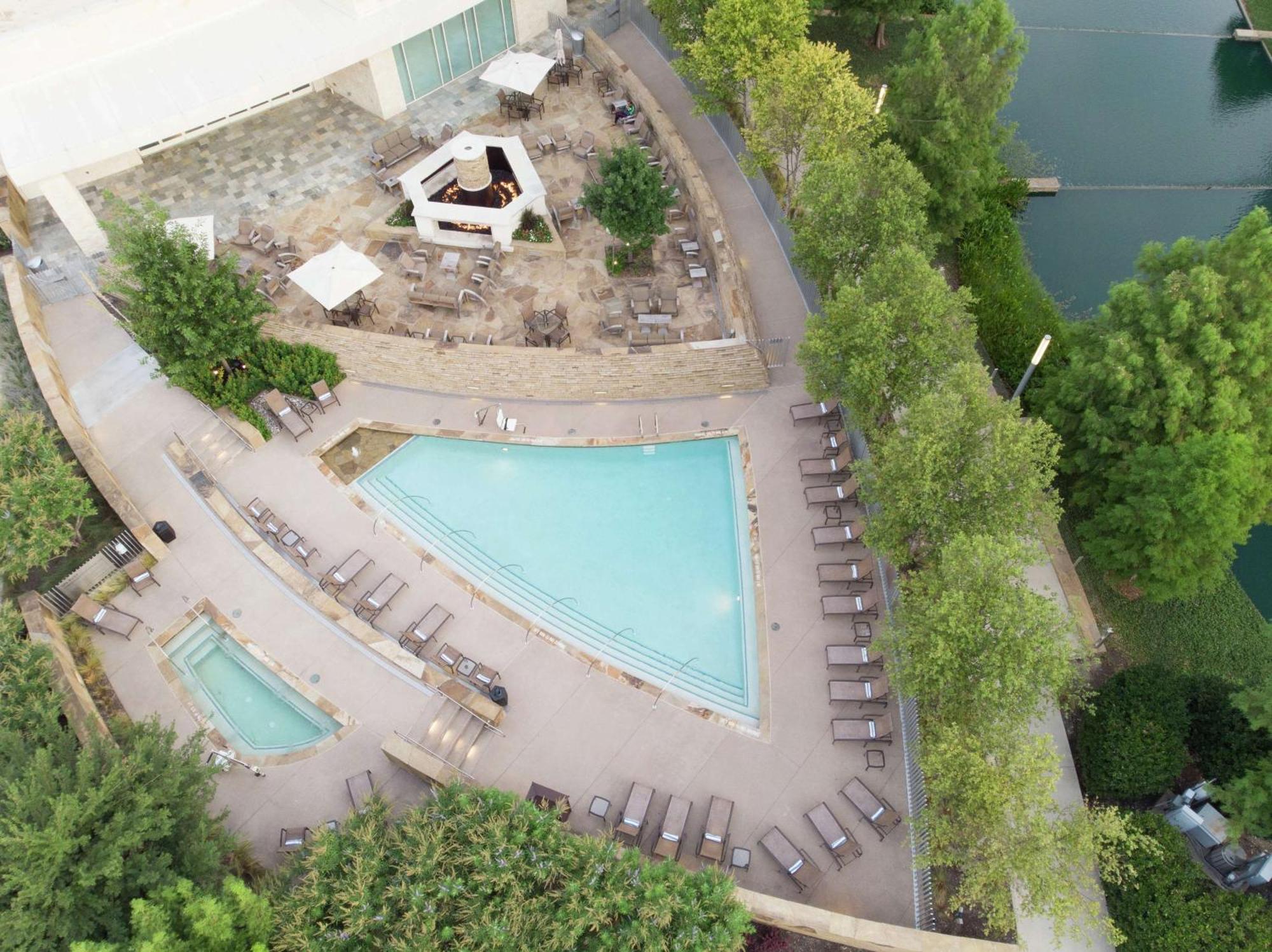 Hilton Dallas/Plano Granite Park Exterior photo
