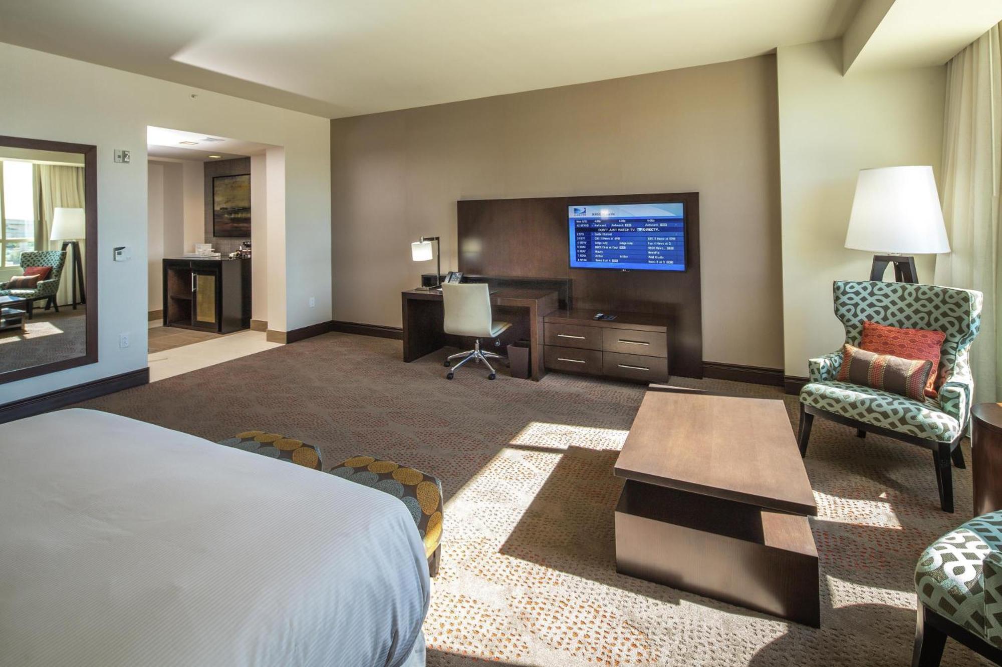 Hilton Dallas/Plano Granite Park Exterior photo